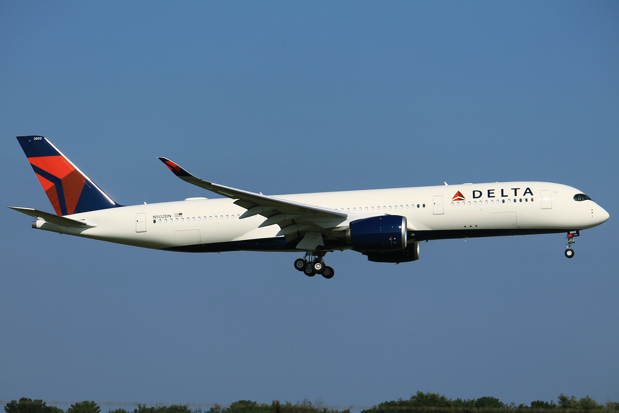 Delta_Air_Lines_-_Airbus_A350-941_-_N502DN